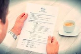 Eu vou montar um Currículo Sintético e de fácil compreensão pra você que precisa