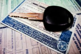 Eu vou consultar sua pontuação da carteira de motorista e situaçao do veiculo