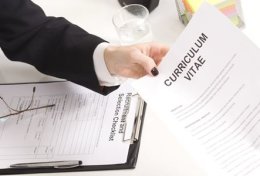 Eu vou montar o seu currículo vitae