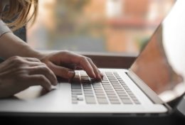 Eu vou digitar seu texto ou trabalho por R$20