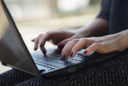 Eu vou te ajudar a fazer redação escolar