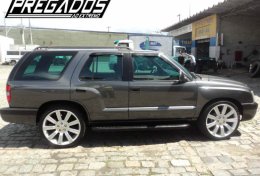 Eu vou encontrar um carro para você comprar