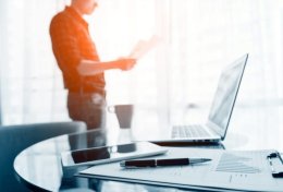 Eu vou fazer seu currículo