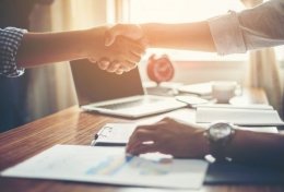 Eu vou postar um anúncio da sua loja em uma rede social