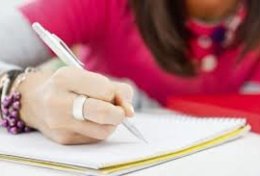 Eu vou corrigir 2 redações de acordo com os critérios do enem por