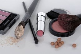 Eu vou ensinar você a se maquiar