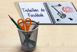 Eu vou Criar seu trabalho de faculdade em power point na área da saúde