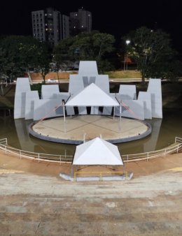 Eu vou editar vídeos e fotos, criar convites .