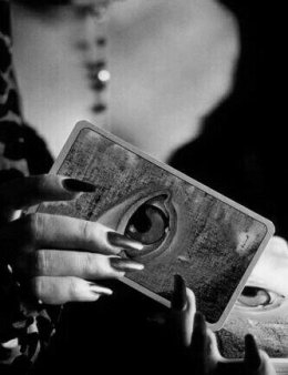 Eu vou responder 1 pergunta com tarot