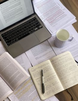 Eu vou fazer seus deveres/trabalhos escolares SEM IA