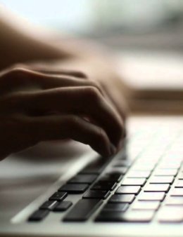 Eu vou digitar e formatar seus arquivos de PDF ou imagem para Word rapidamente.