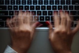 Eu vou digitar seu trabalho/relatório em até 3 dias