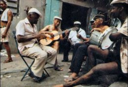 Eu vou te ensinar como tocar um samba no violão