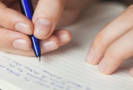 Eu vou traduzir seu artigo ou trabalho de espanhol