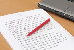 Eu vou revisar e corrigir seu texto